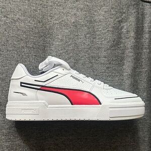 Puma White Sneaker with Pink Formstripe and Black Trim